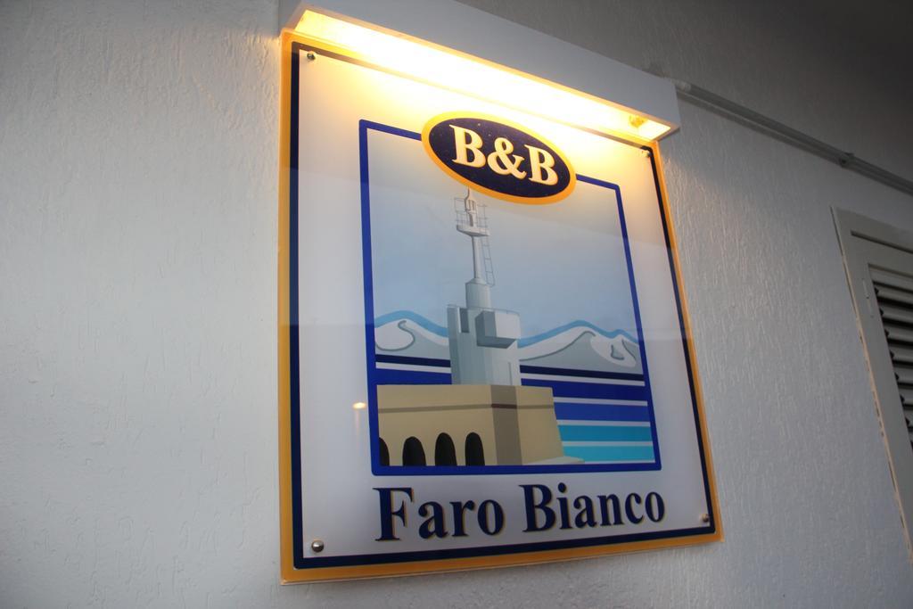 B&B Faro Bianco Otranto Buitenkant foto